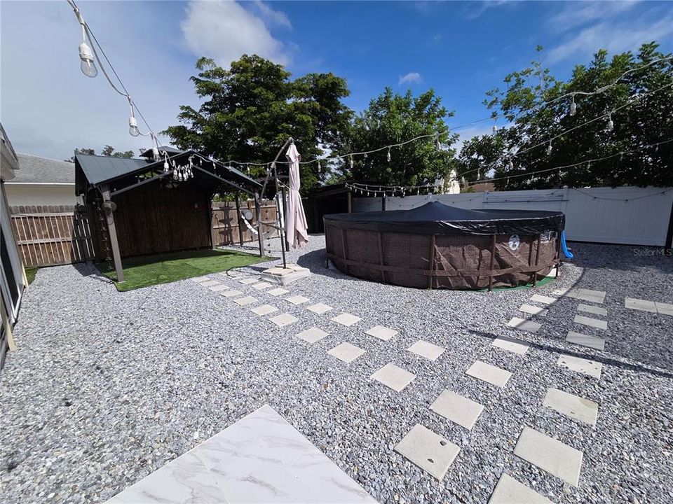En Venta: $399,900 (4 camas, 2 baños, 1187 Pies cuadrados)