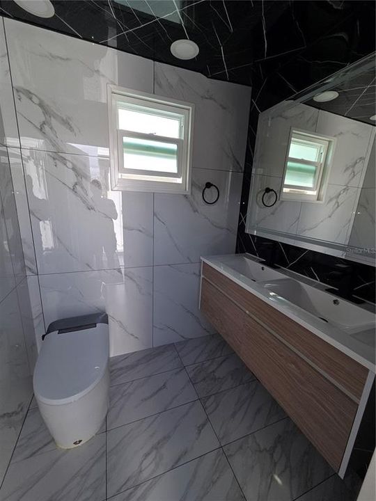 En Venta: $399,900 (4 camas, 2 baños, 1187 Pies cuadrados)