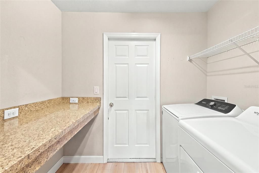 For Sale: $375,000 (4 beds, 2 baths, 1722 Square Feet)