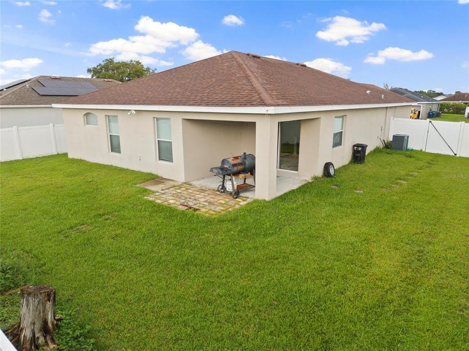 For Sale: $375,000 (4 beds, 2 baths, 1722 Square Feet)