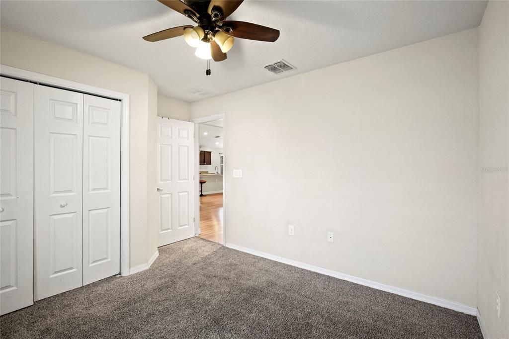 For Sale: $375,000 (4 beds, 2 baths, 1722 Square Feet)