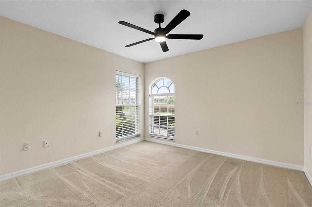 For Rent: $2,200 (3 beds, 2 baths, 1674 Square Feet)