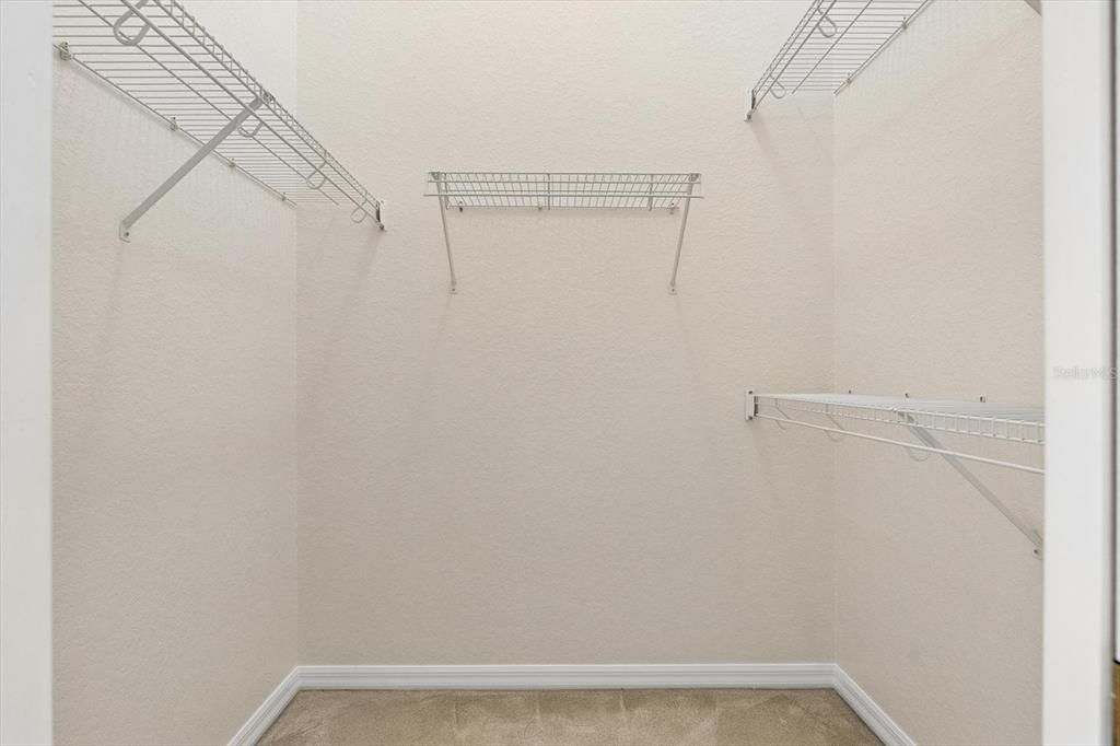 For Rent: $2,200 (3 beds, 2 baths, 1674 Square Feet)