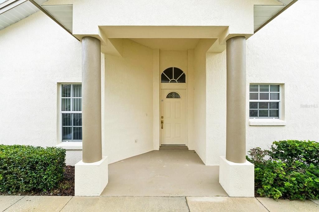For Rent: $2,200 (3 beds, 2 baths, 1674 Square Feet)