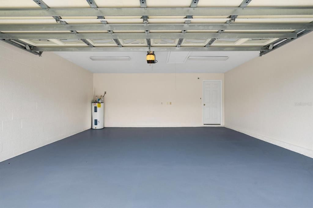 For Rent: $2,200 (3 beds, 2 baths, 1674 Square Feet)