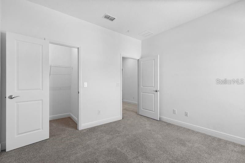 В аренду: $3,000 (3 спален, 2 ванн, 1776 Квадратных фут)