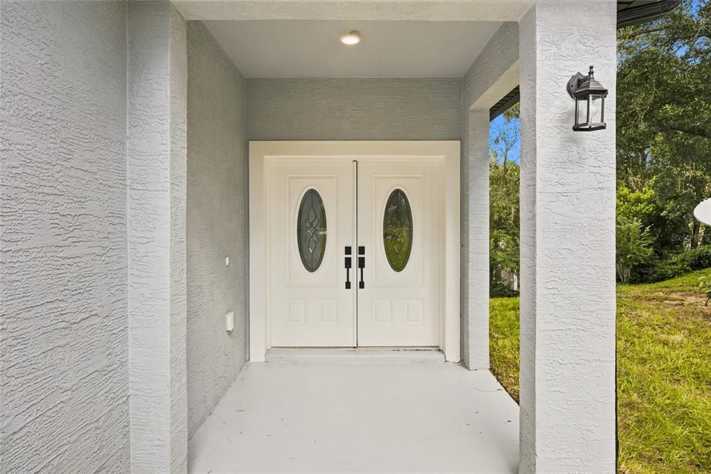 For Sale: $349,000 (3 beds, 2 baths, 1403 Square Feet)