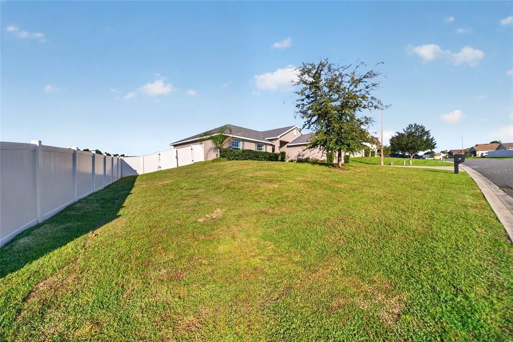 For Sale: $265,000 (4 beds, 2 baths, 1775 Square Feet)