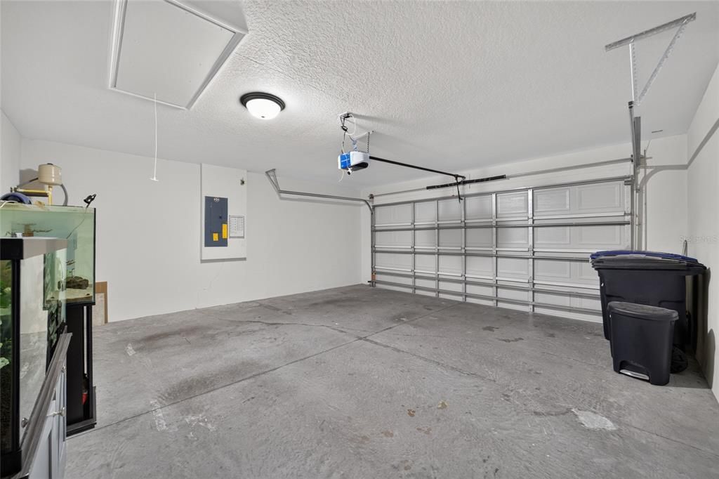 For Sale: $265,000 (4 beds, 2 baths, 1775 Square Feet)