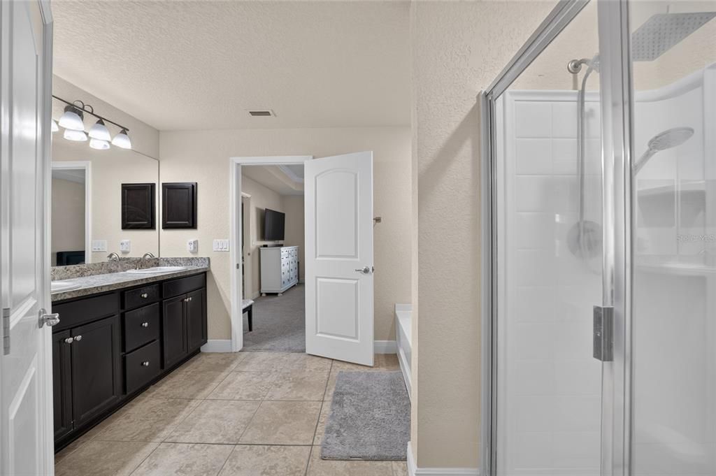 For Sale: $265,000 (4 beds, 2 baths, 1775 Square Feet)