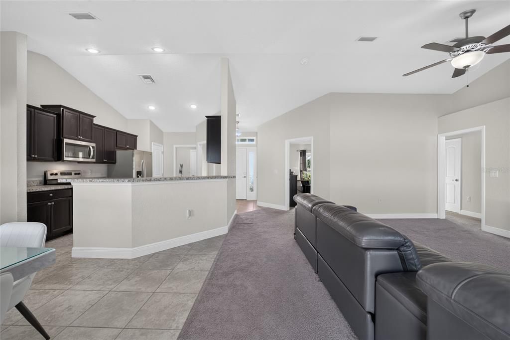 For Sale: $265,000 (4 beds, 2 baths, 1775 Square Feet)