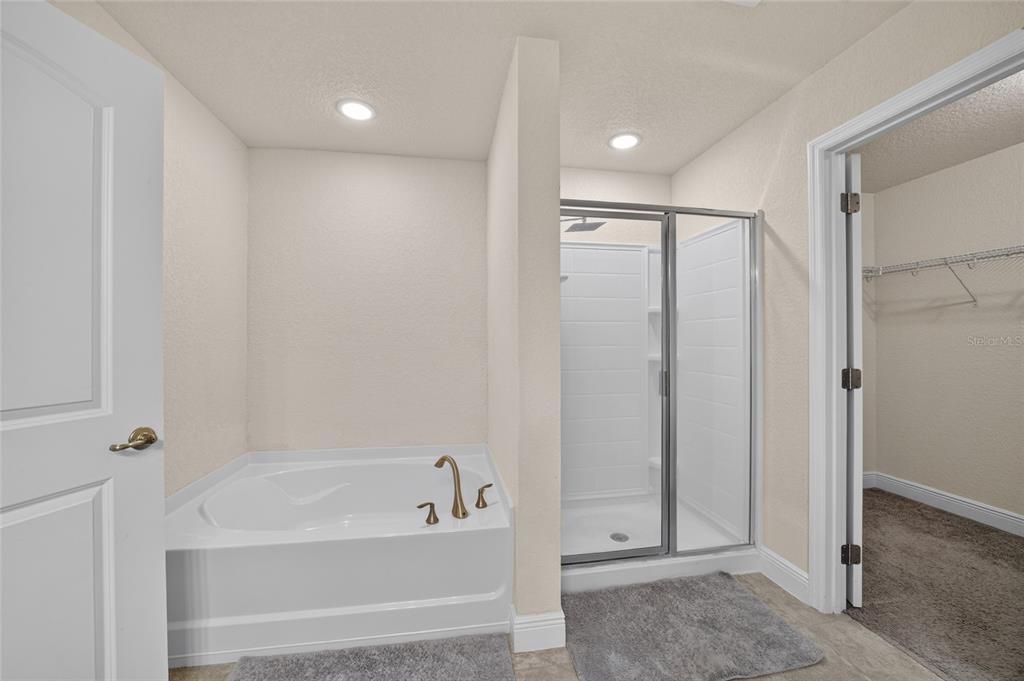 For Sale: $265,000 (4 beds, 2 baths, 1775 Square Feet)