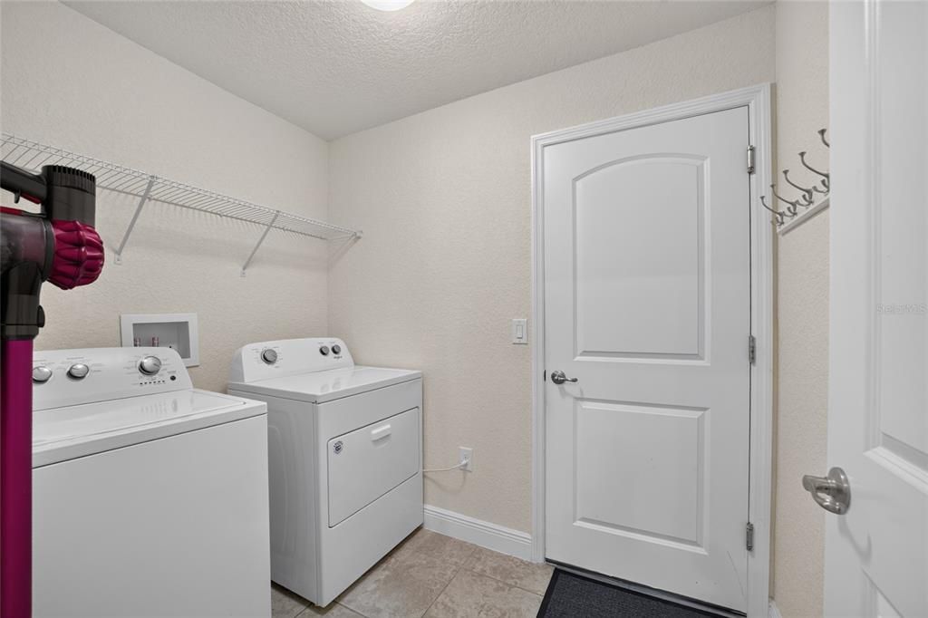 For Sale: $265,000 (4 beds, 2 baths, 1775 Square Feet)
