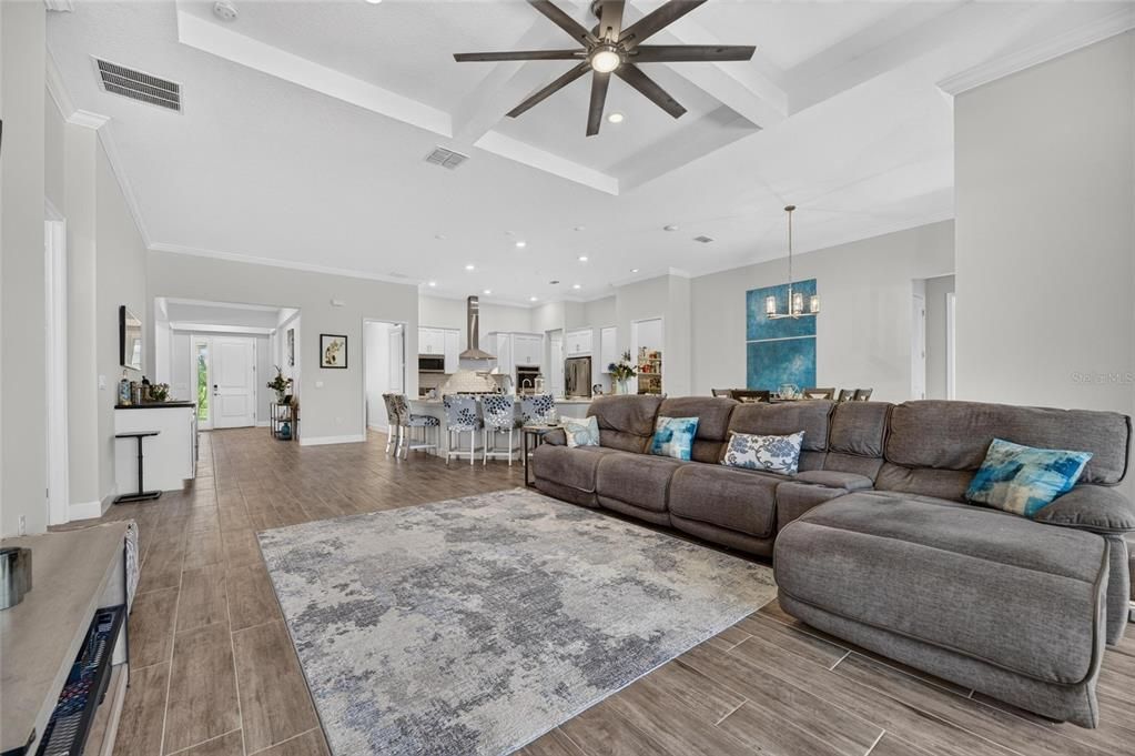 For Sale: $1,200,000 (4 beds, 3 baths, 3205 Square Feet)