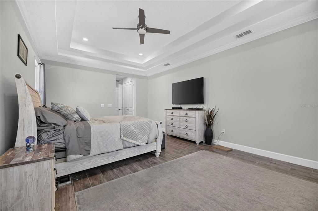 For Sale: $1,200,000 (4 beds, 3 baths, 3205 Square Feet)