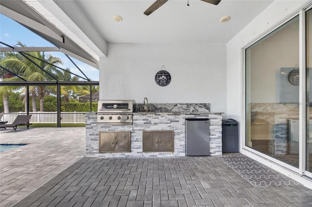 For Sale: $1,200,000 (4 beds, 3 baths, 3205 Square Feet)