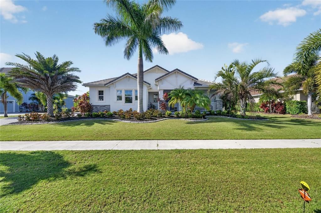For Sale: $1,200,000 (4 beds, 3 baths, 3205 Square Feet)