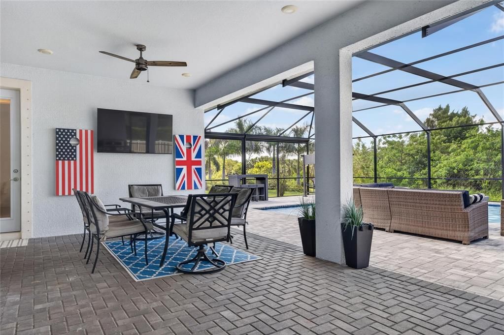 For Sale: $1,200,000 (4 beds, 3 baths, 3205 Square Feet)