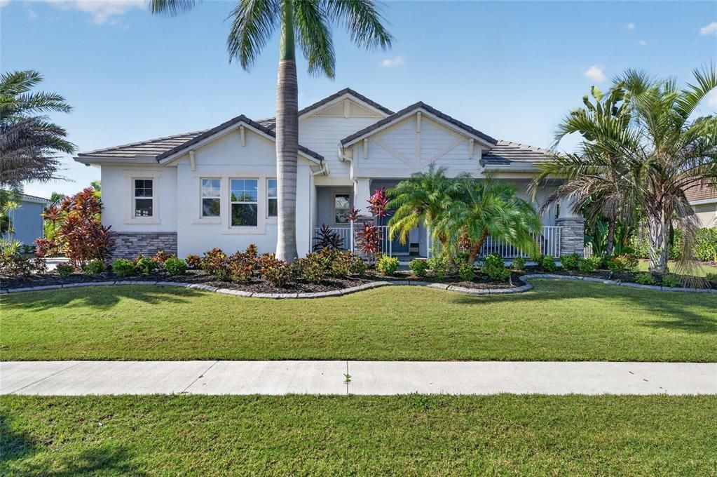 For Sale: $1,200,000 (4 beds, 3 baths, 3205 Square Feet)
