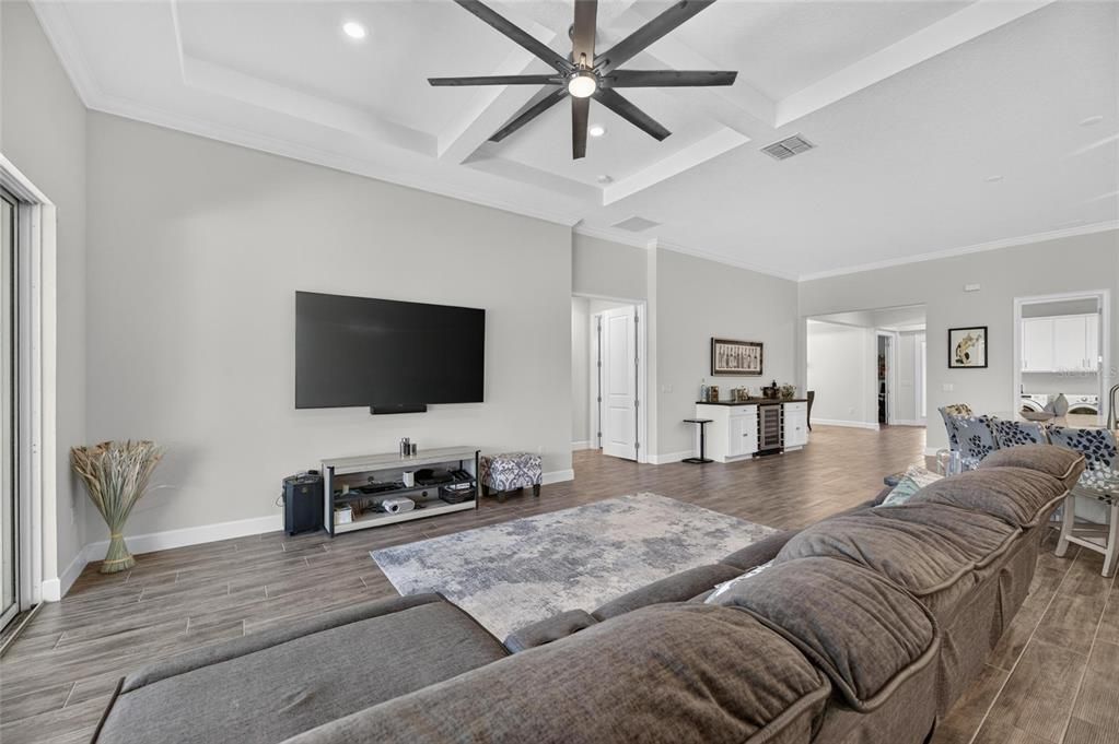 For Sale: $1,200,000 (4 beds, 3 baths, 3205 Square Feet)