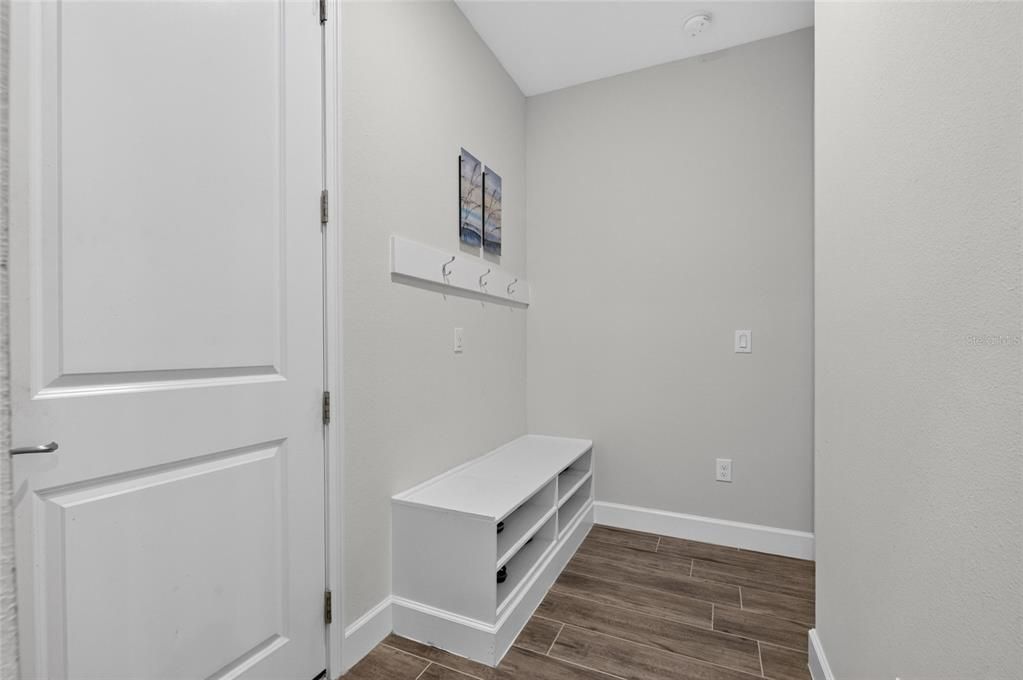 For Sale: $1,200,000 (4 beds, 3 baths, 3205 Square Feet)