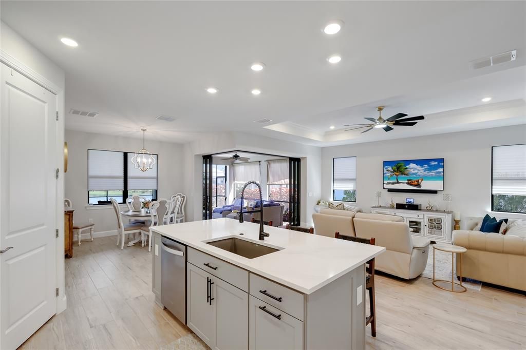 En Venta: $749,900 (3 camas, 2 baños, 2054 Pies cuadrados)