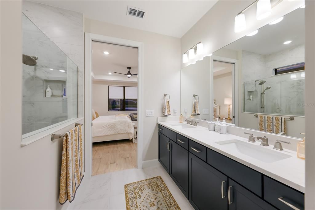 En Venta: $749,900 (3 camas, 2 baños, 2054 Pies cuadrados)