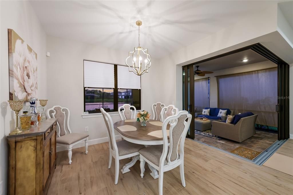 En Venta: $749,900 (3 camas, 2 baños, 2054 Pies cuadrados)