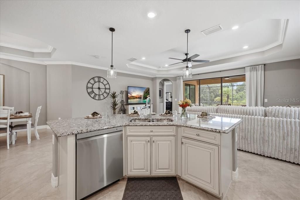 En Venta: $949,000 (4 camas, 2 baños, 2270 Pies cuadrados)