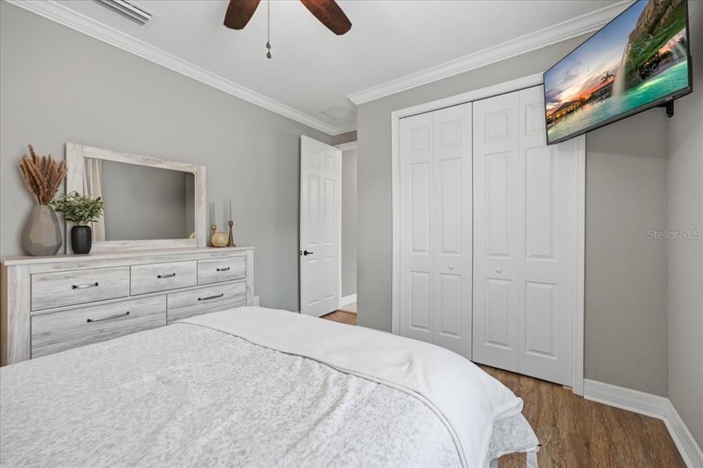 En Venta: $949,000 (4 camas, 2 baños, 2270 Pies cuadrados)
