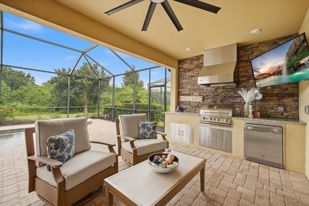 En Venta: $949,000 (4 camas, 2 baños, 2270 Pies cuadrados)