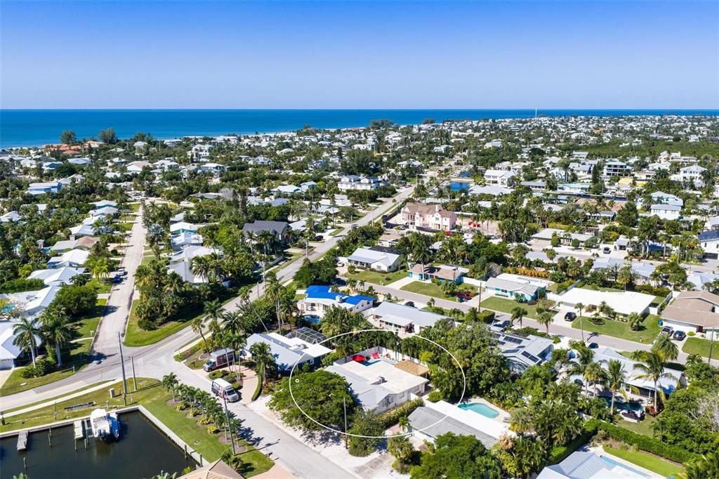 На продажу: $1,395,000 (3 спален, 2 ванн, 1960 Квадратных фут)