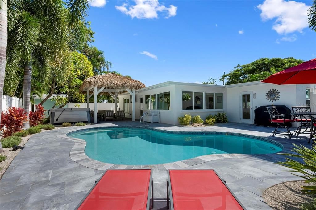 На продажу: $1,395,000 (3 спален, 2 ванн, 1960 Квадратных фут)