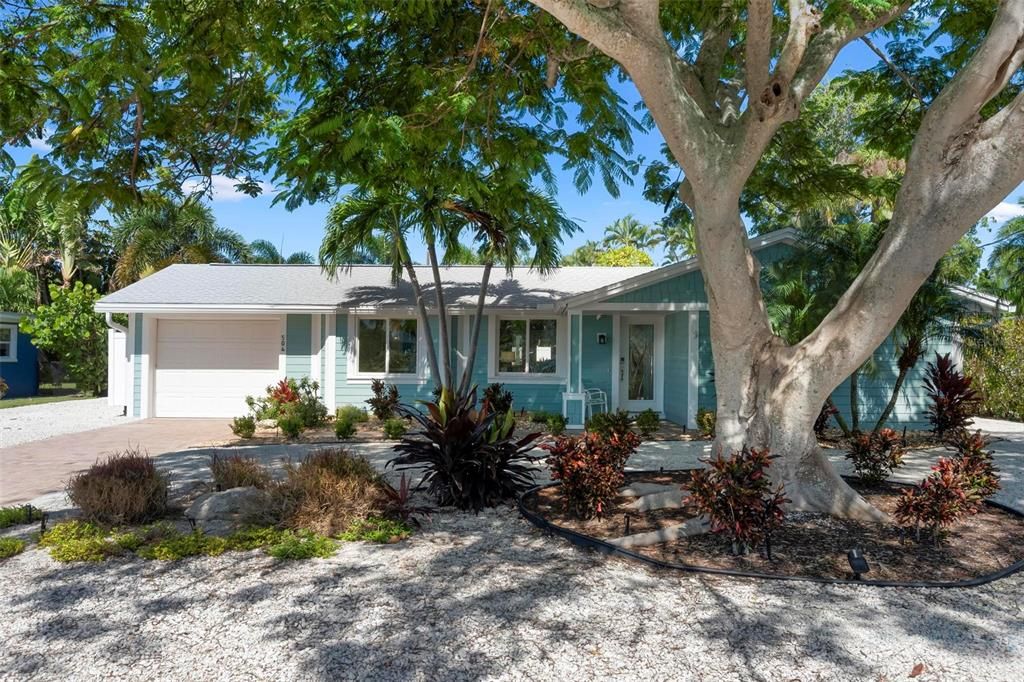 На продажу: $1,395,000 (3 спален, 2 ванн, 1960 Квадратных фут)