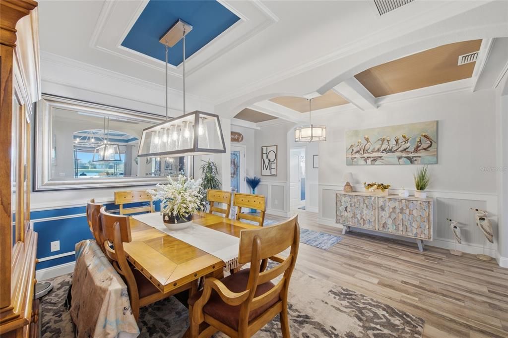 En Venta: $750,000 (4 camas, 2 baños, 2268 Pies cuadrados)