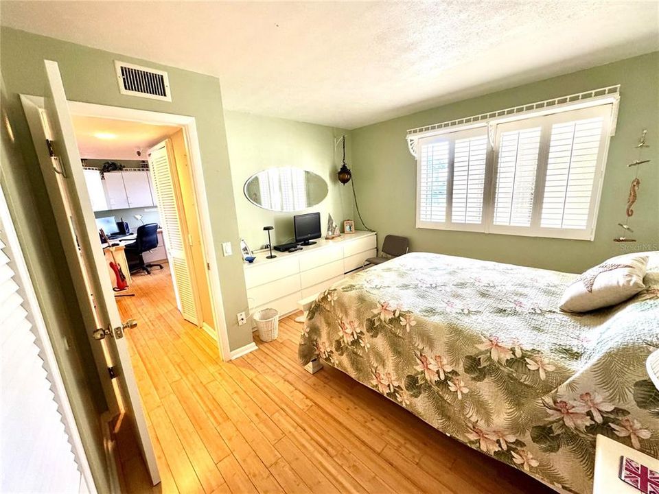 En Venta: $399,900 (2 camas, 2 baños, 1236 Pies cuadrados)