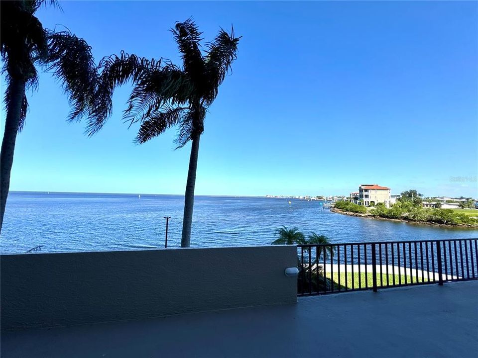 En Venta: $399,900 (2 camas, 2 baños, 1236 Pies cuadrados)