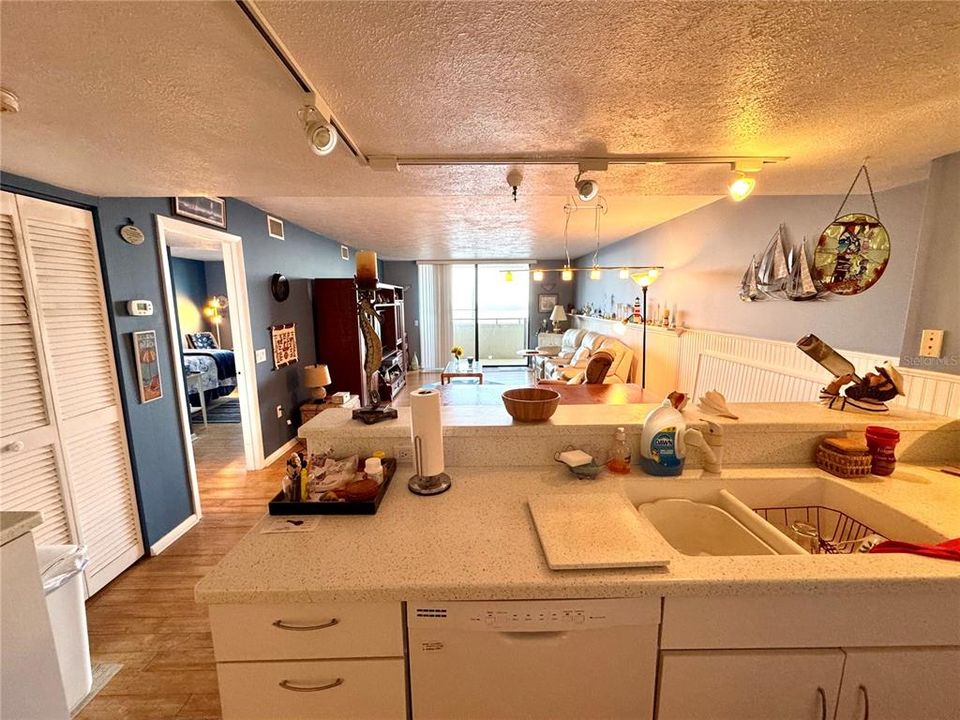 En Venta: $399,900 (2 camas, 2 baños, 1236 Pies cuadrados)