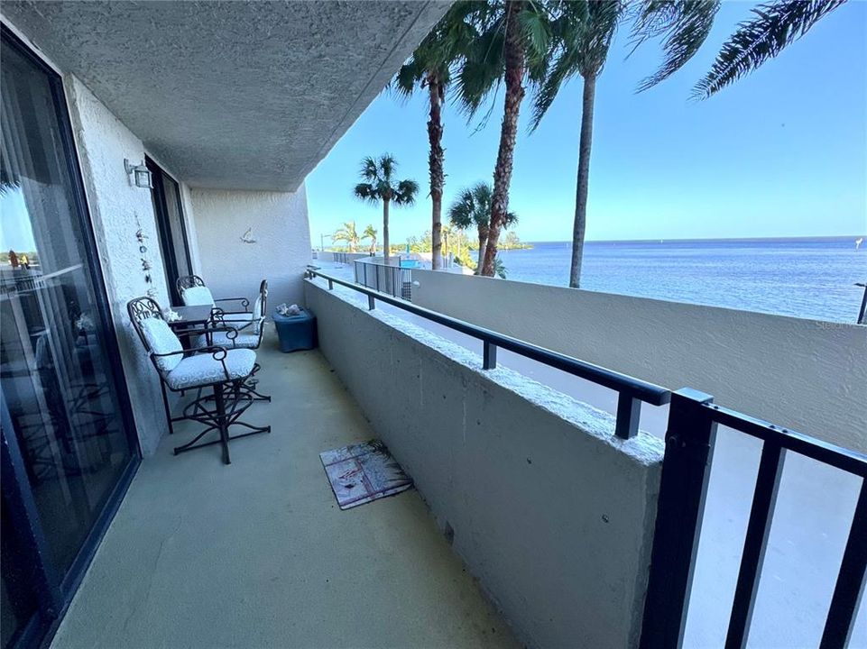 En Venta: $399,900 (2 camas, 2 baños, 1236 Pies cuadrados)