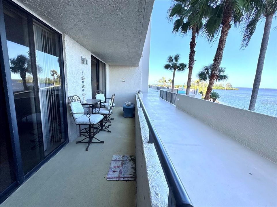 En Venta: $399,900 (2 camas, 2 baños, 1236 Pies cuadrados)