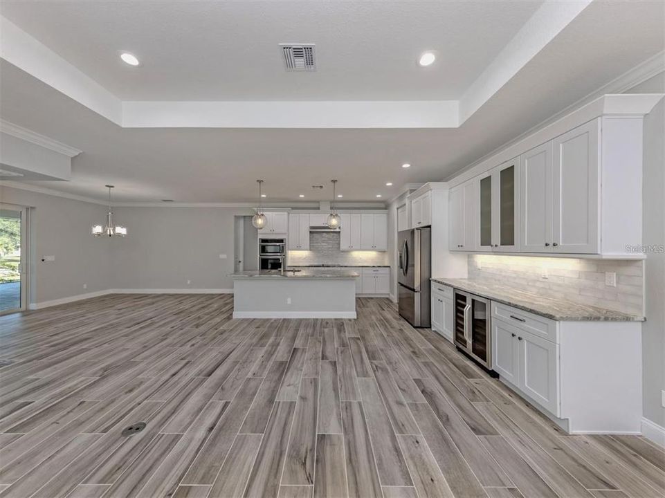 На продажу: $744,999 (4 спален, 3 ванн, 2230 Квадратных фут)
