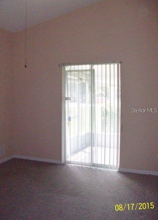出租: $2,000 (3 贝兹, 2 浴室, 1345 平方英尺)