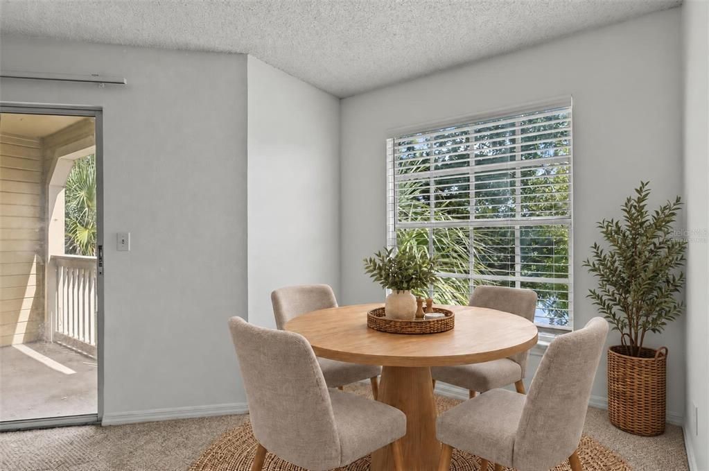 待售: $114,000 (1 贝兹, 1 浴室, 673 平方英尺)