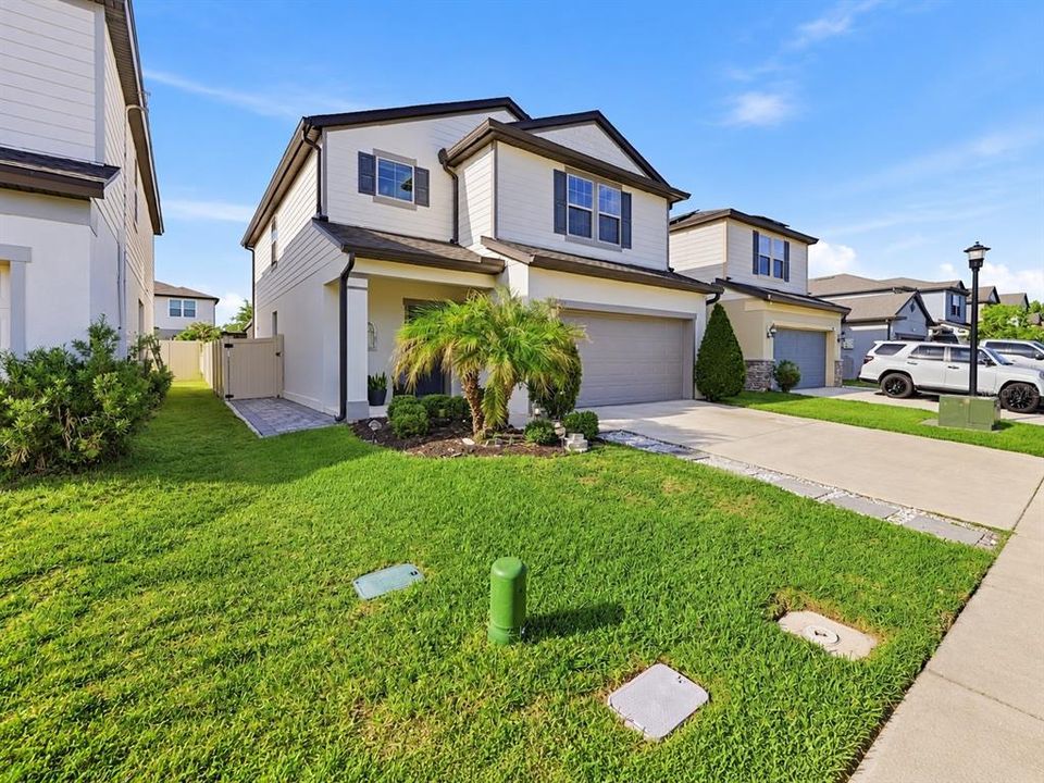 На продажу: $419,900 (4 спален, 3 ванн, 2128 Квадратных фут)