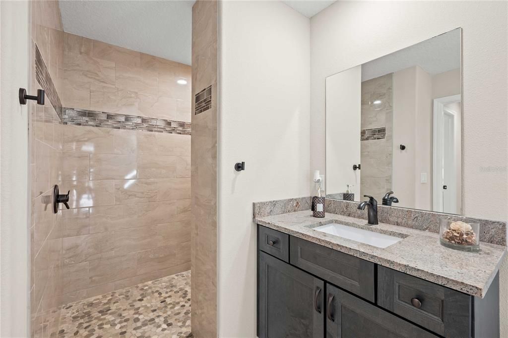 For Sale: $875,000 (3 beds, 2 baths, 2386 Square Feet)