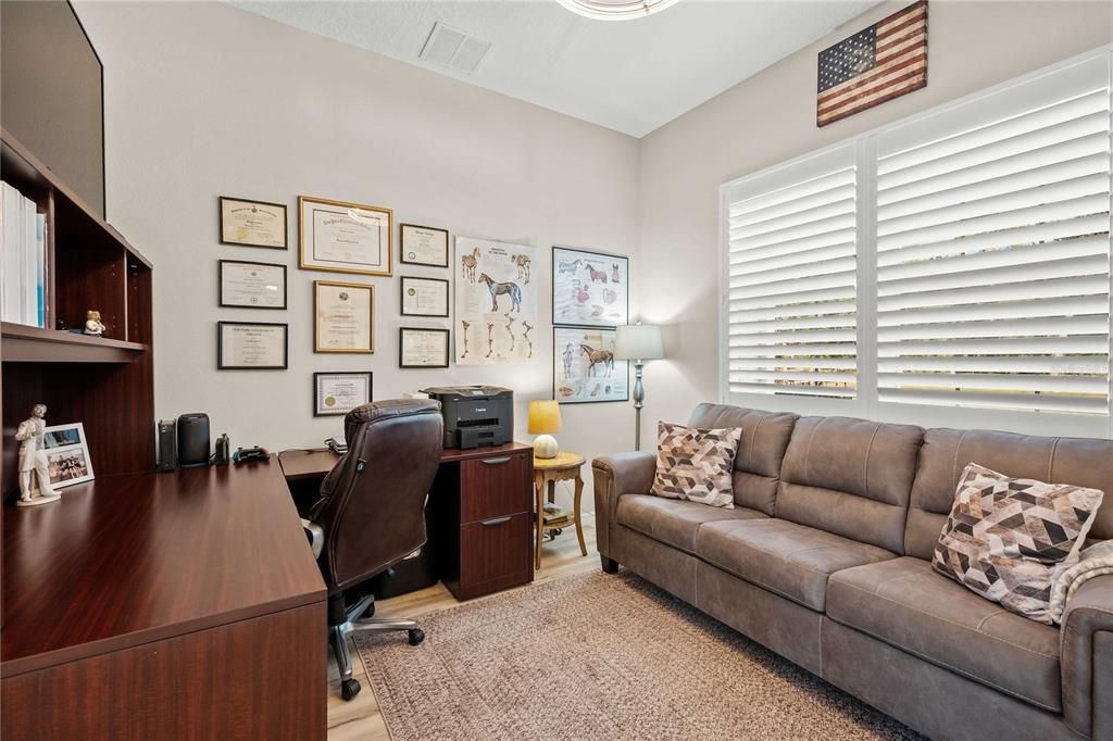 For Sale: $875,000 (3 beds, 2 baths, 2386 Square Feet)