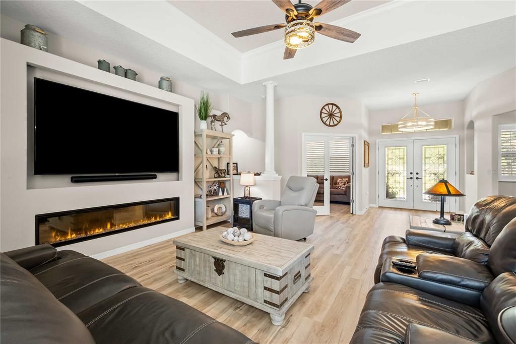 For Sale: $875,000 (3 beds, 2 baths, 2386 Square Feet)