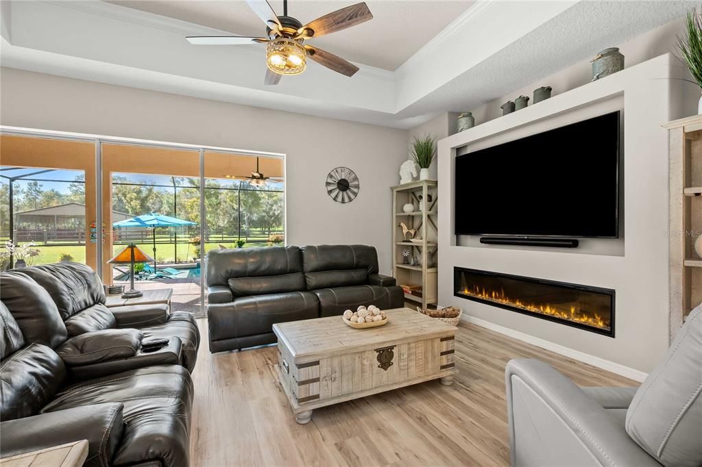 For Sale: $875,000 (3 beds, 2 baths, 2386 Square Feet)