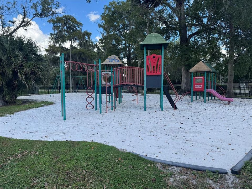 For Rent: $1,495 (2 beds, 2 baths, 972 Square Feet)