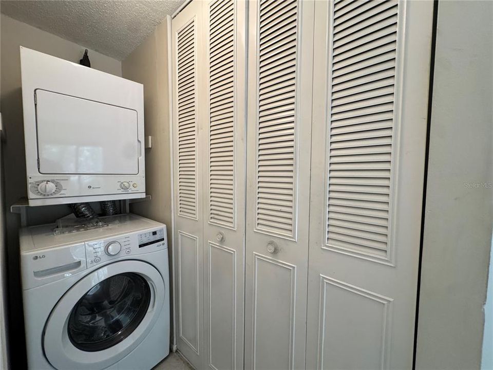 For Rent: $1,495 (2 beds, 2 baths, 972 Square Feet)